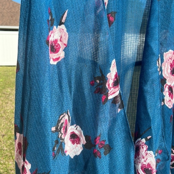 New Lane Bryant ONE SIZE floral overpiece - Picture 11 of 11